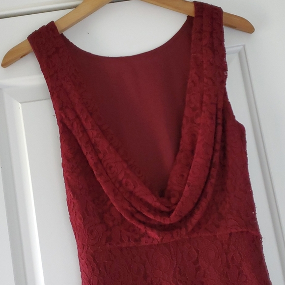 Lulus gorgeous long lace burgundy gown! - Picture 8 of 11